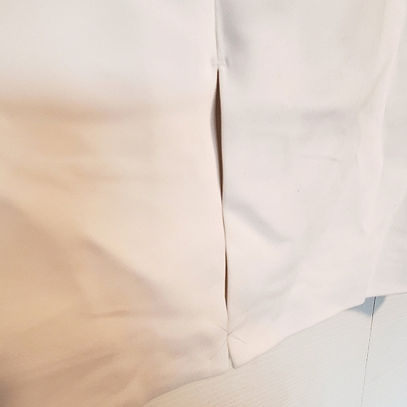 Express pencil skirt, sz 6, cream - Picture 4 of 8